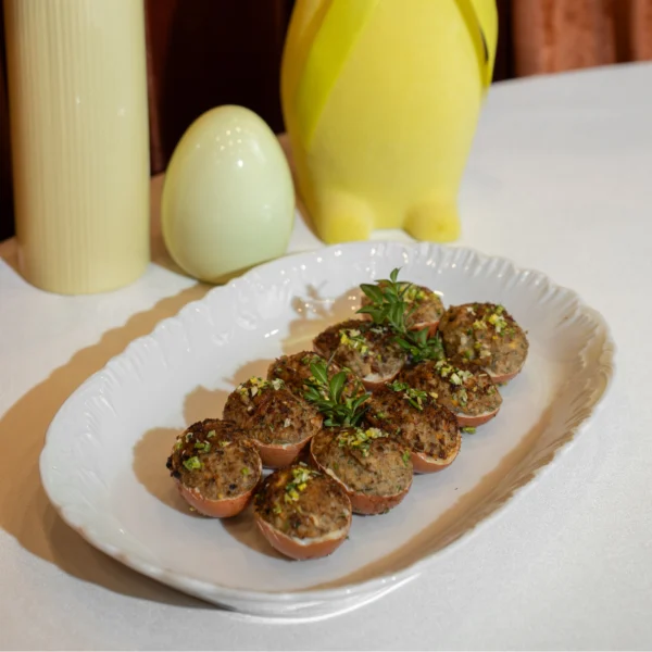 Jajka faszerowane pieczarkami w skorupce